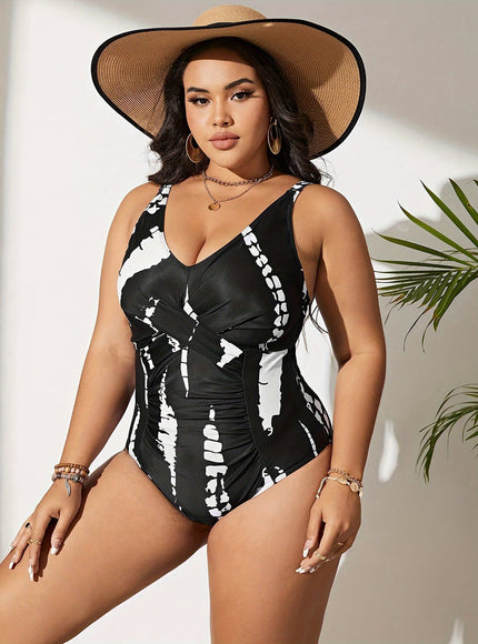 Women's Curve Black White Print Halter Top