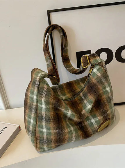 KissICON American Vintage Plaid Wool Crossbody – Shoulder