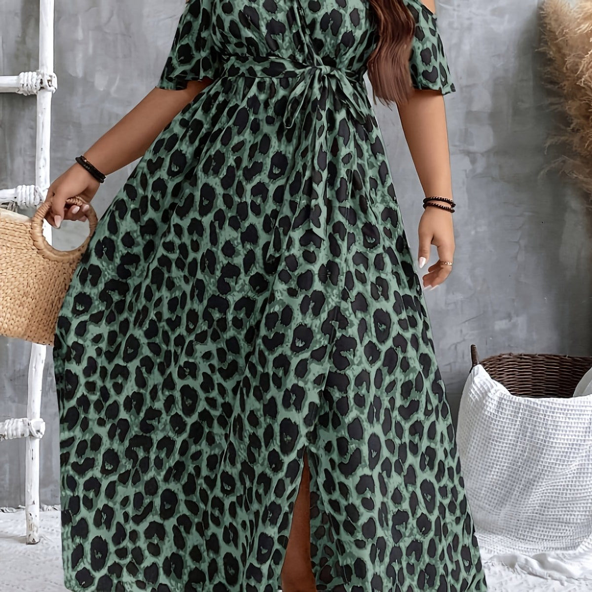 jkthpu-45 Army Green / UK 16 Plus Size Women's Leopard Print Elegant Fitted Midi Dress - Spaghetti Strap, Machine Washable, All-Season Versatile for Casual & Formal Wear, Formal Attire, Simple Elegance, Flowing Skirt Style