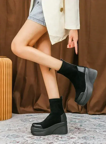 KissICON Autumn Increase Platform Short Boots Classic Black Wedges