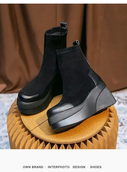 KissICON Autumn Increase Platform Short Boots Classic Black Wedges