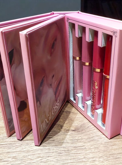 KissICON AZ-221 Az221 3page Book Makeup Palette Red