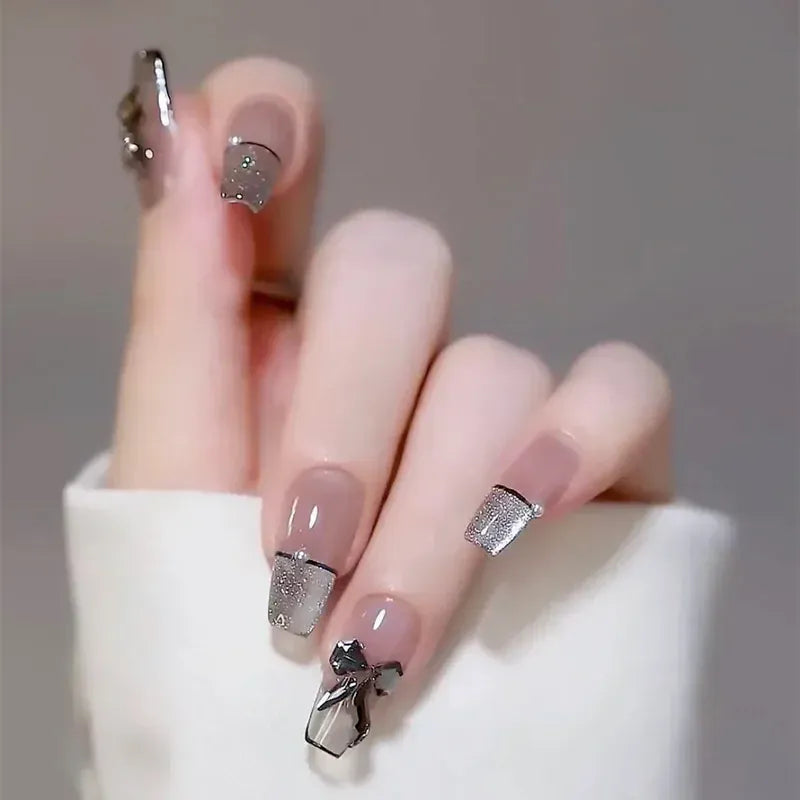KissICON B372 White French Press On Nails 3D Bowknot Full