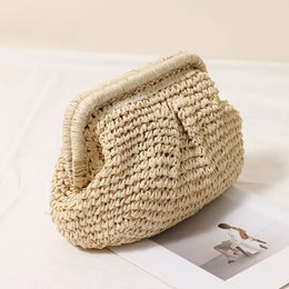 KissICON Beach Vacation Straw Metal Chain Crossbody –