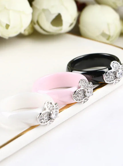 KissICON Bee Ring – Ceramic Crystal CZ