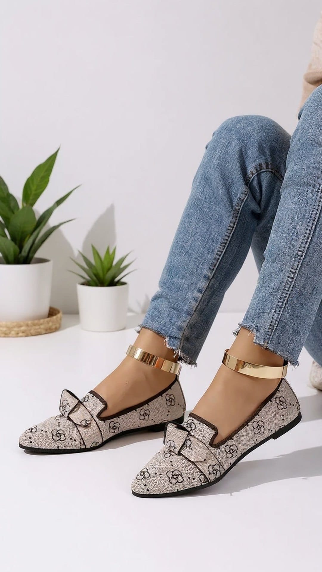 KissICON Beige Patterned Bow Detail Pointed Flats
