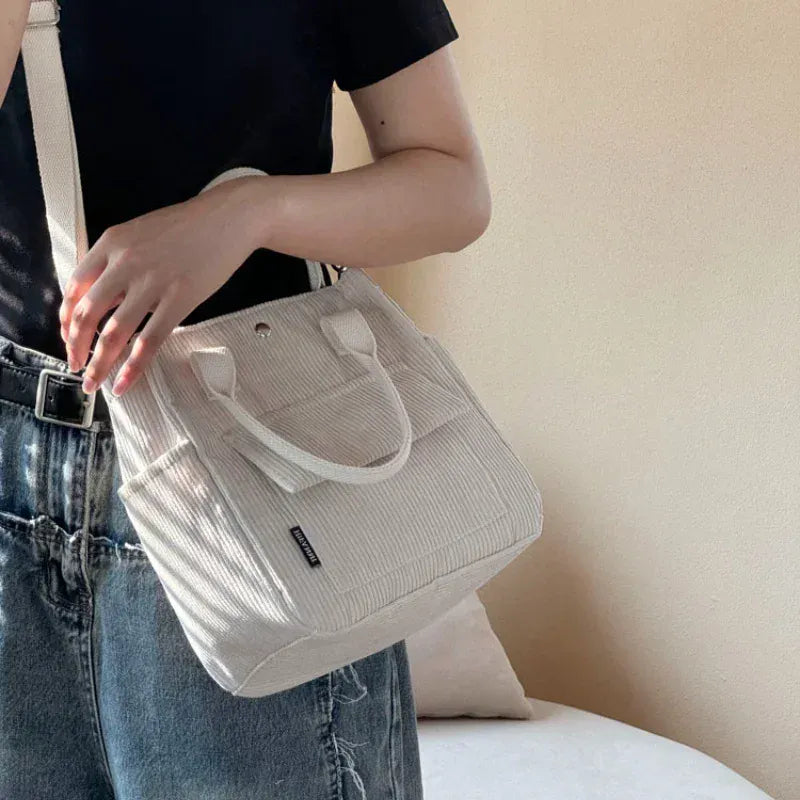 KissICON Beige Tote – Veludo Cotel Lav