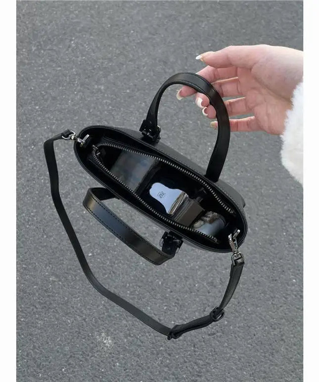 KissICON black / 24.5x14.2x9cm Chic Contemporary Mini Tote – Spring-summer Women's