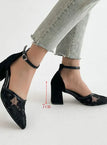 black / 36