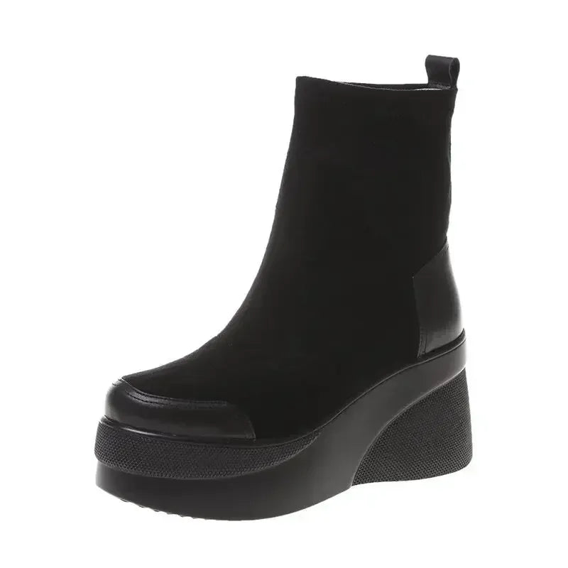 KissICON Black / 38 Autumn Increase Platform Short Boots Classic Black Wedges