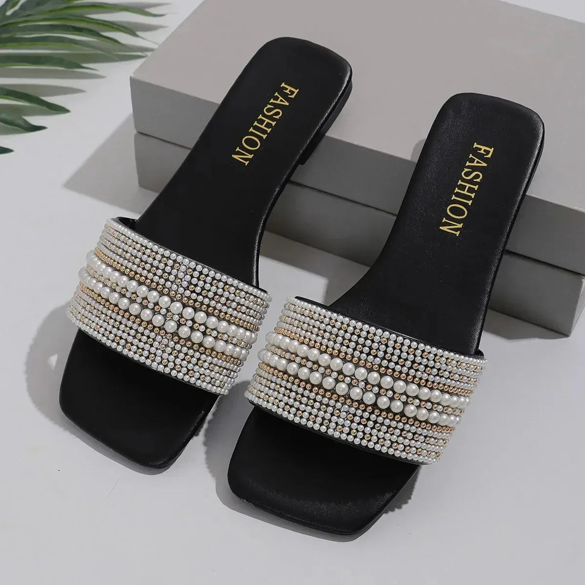 KissICON black / 39 Women's Flat Bottom Sandals 2025 Summer New Style Beaded Rhinestone Shoes Womens Outdoor Fashion Slippers