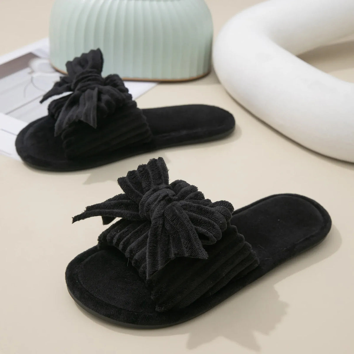 KissICON black / 42-43 Women Bow Décor Plush Open Toe Memory Foam