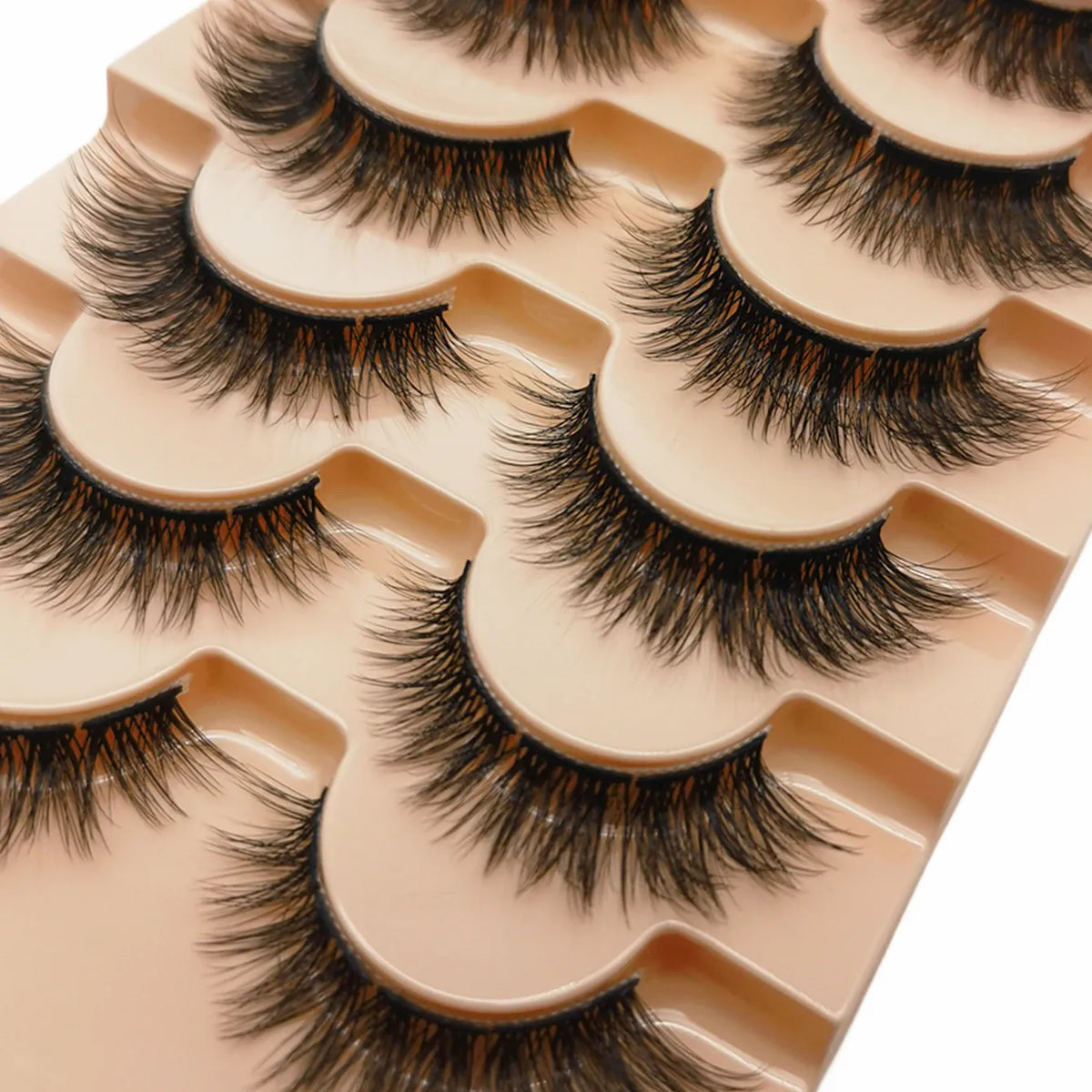 KissICON BLACK / D / 0.07mm|12mm 💋 Natural 3D Curly False Eyelashes - Effortless