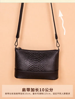 KissICON black Handbag – Leather Crocodile Pattern