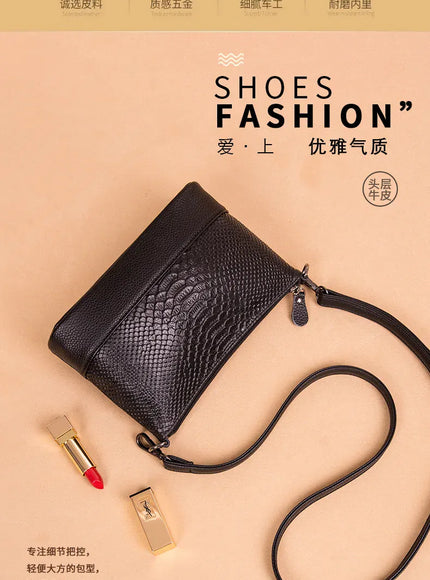 KissICON black Handbag – Leather Crocodile Pattern