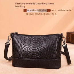 KissICON black Handbag – Leather Crocodile Pattern