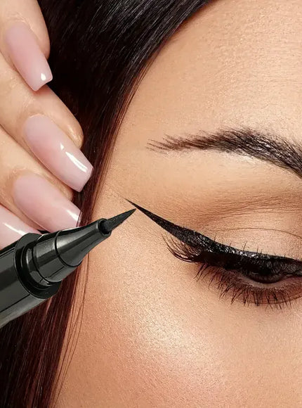 KissICON black KissIcon Black Waterproof Eyeliner - Natural Look Quick