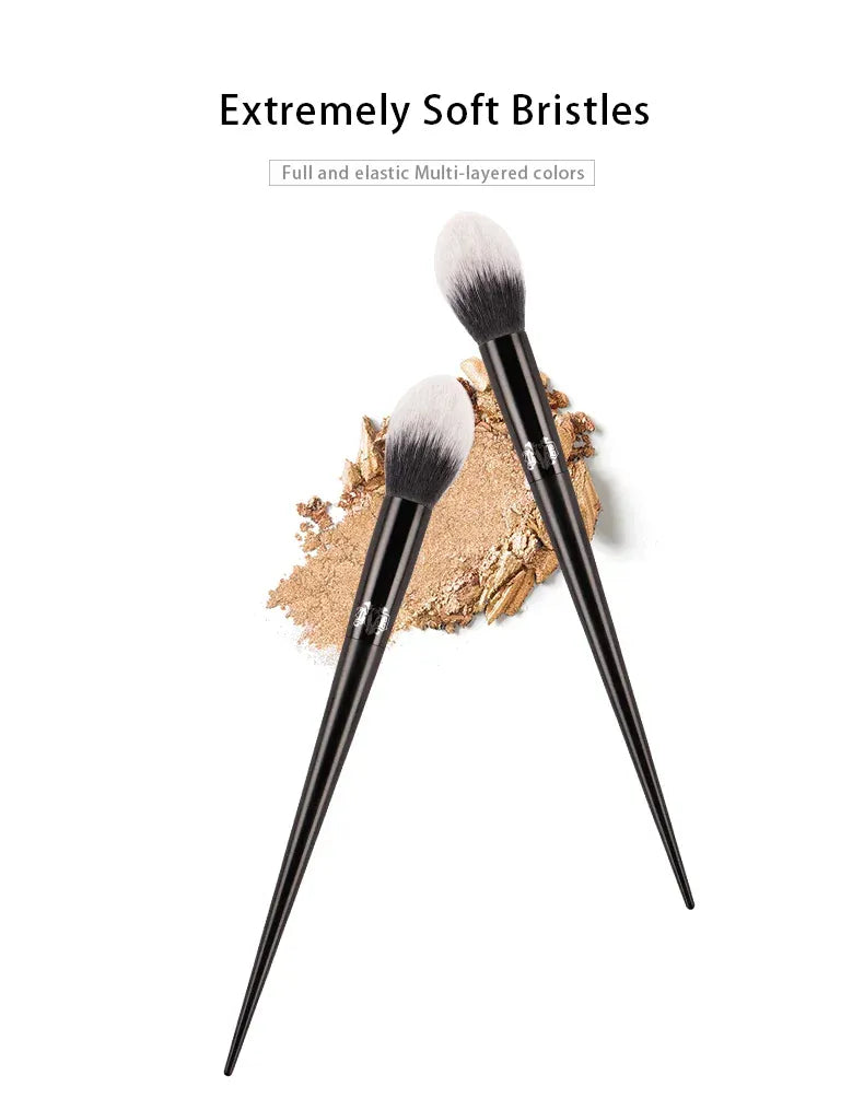 KissICON black KissIcon Makeup Brush 04 Highlight - Soft Fiber