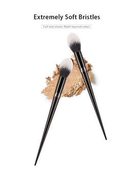 KissICON black KissIcon Makeup Brush 04 Highlight - Soft Fiber