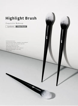 KissICON black KissIcon Makeup Brush 04 Highlight - Soft Fiber