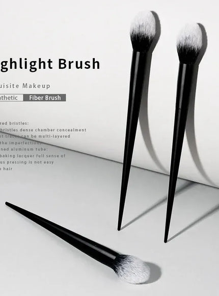 KissICON black KissIcon Makeup Brush 04 Highlight - Soft Fiber