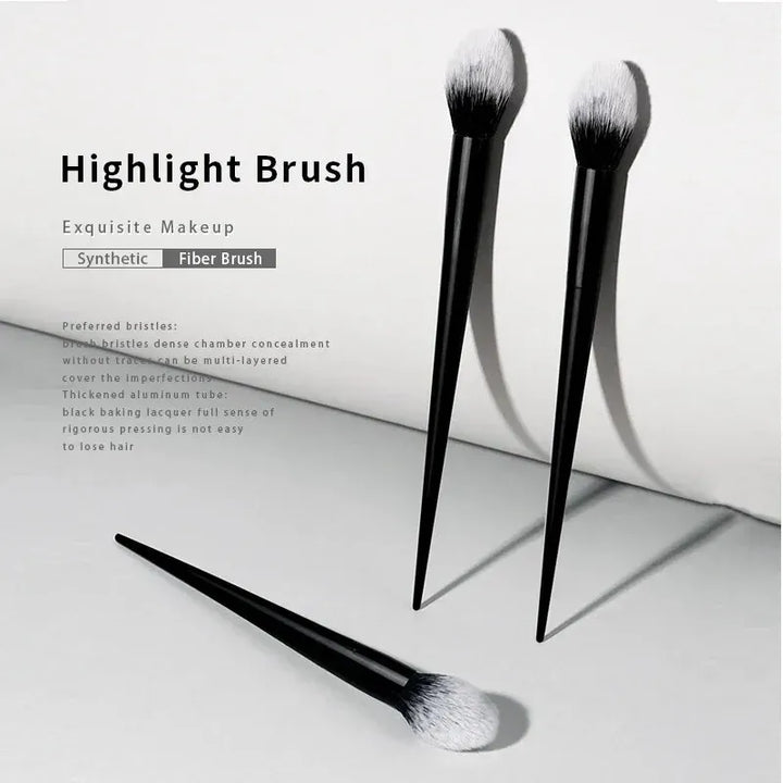 KissIcon Makeup Brush 04 Highlight - Soft Fiber