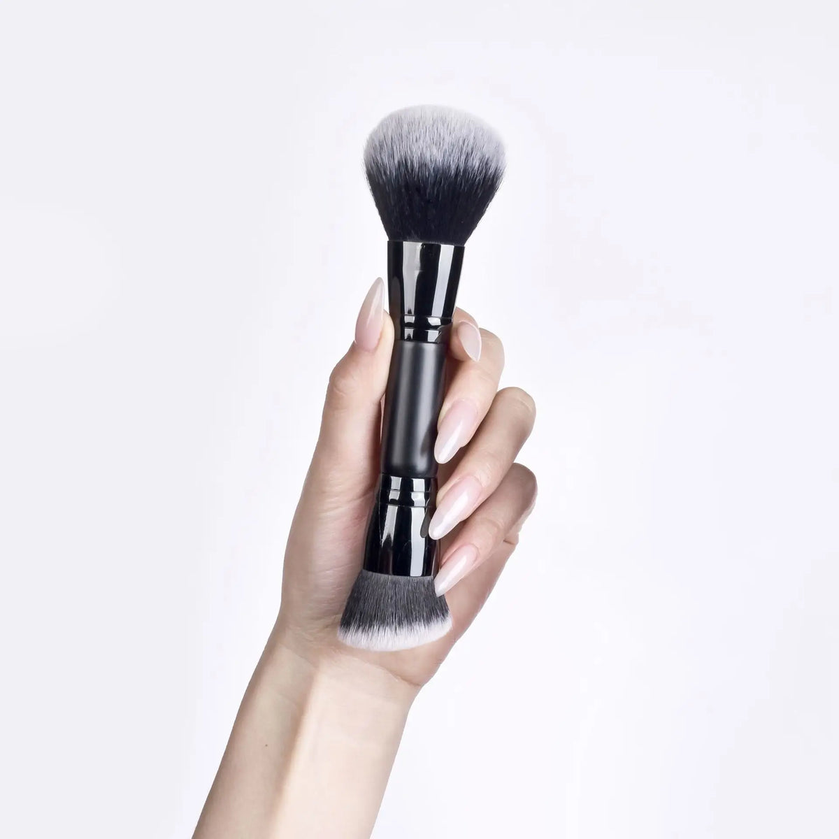 KissICON black KissIcon Round Angled Foundation Brush 10pcs - Blend