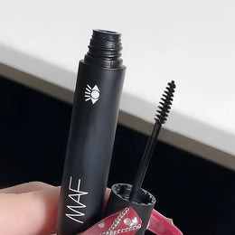 KissICON Black KissIcon Volume and Curl Mascara Smudge Resistant Lashes