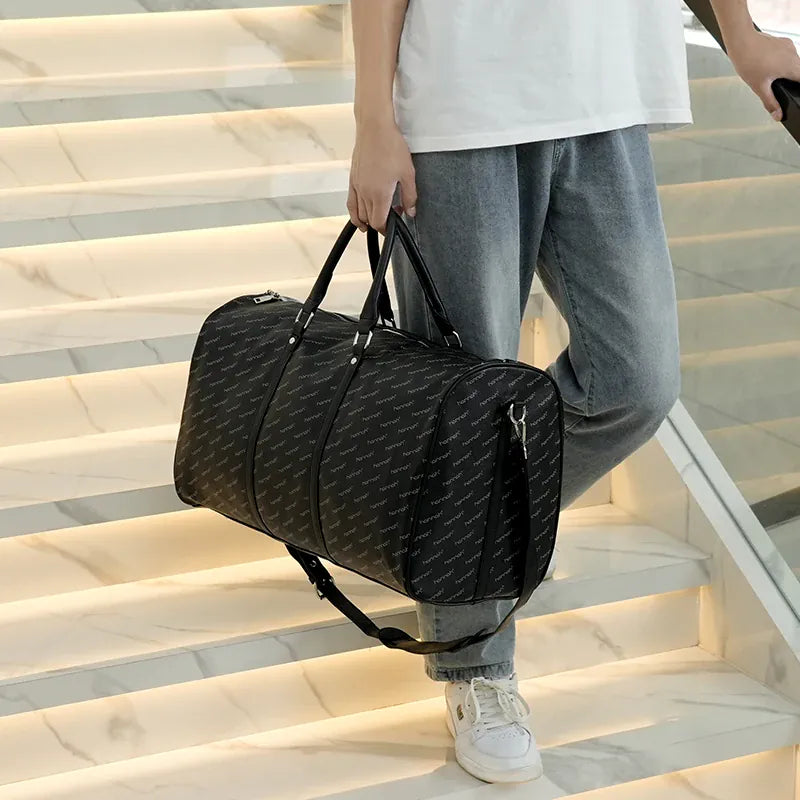 KissICON black Large-capacity Travel Men's Short-distance Handbag – Fitness