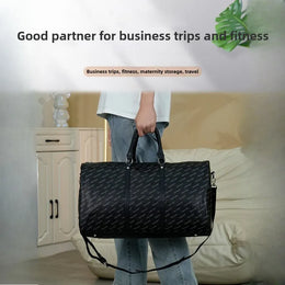 KissICON black Large-capacity Travel Men's Short-distance Handbag – Fitness