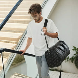 KissICON black Large-capacity Travel Men's Short-distance Handbag – Fitness