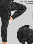 Black Leopard Print / UK 16