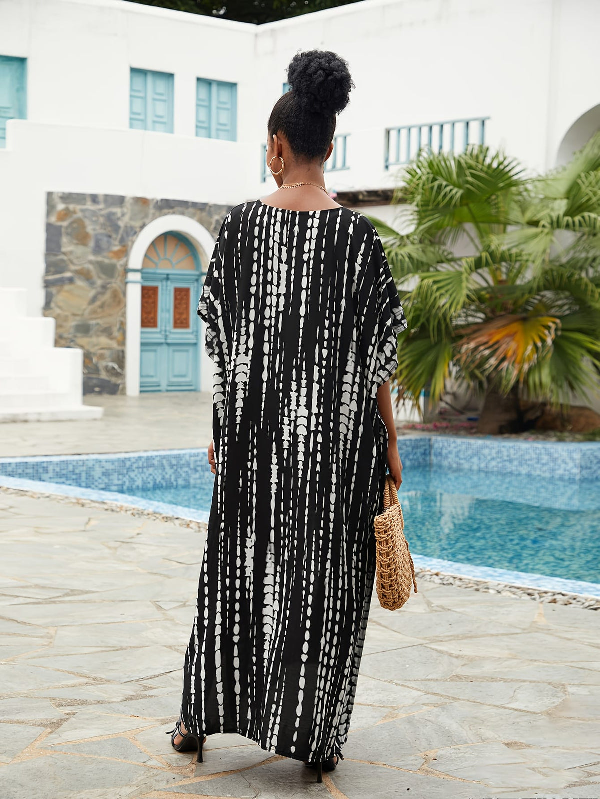 KissICON Black / One-size Boho Curve Floral Beach Coverup – Sun Protection Vacation
