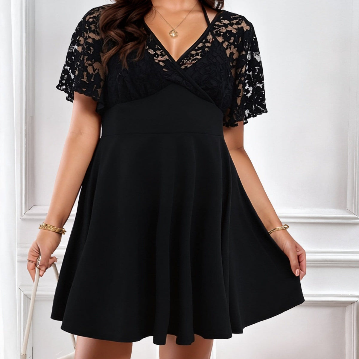 jkthpu-45 Black / UK 16 Elegant Plus Size Women's Black Dress with V-Neck and Lace Detailing – Sleeveless A-Line Mini Dress for Spring & Summer