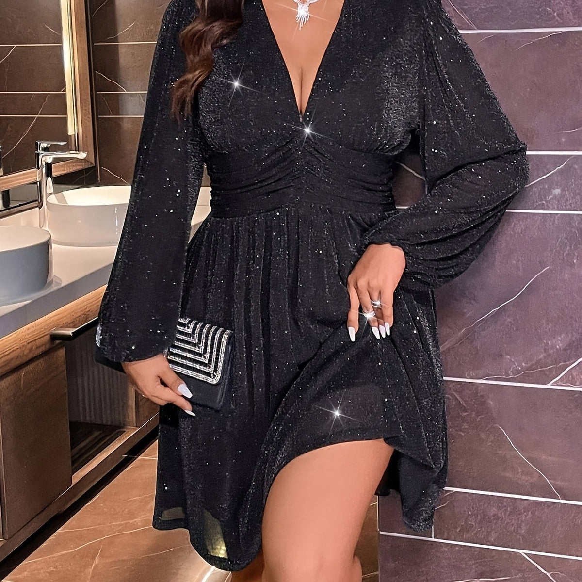 jkthpu-45 Black / UK 16 Plus Size, Women's Elegant Plus Size Floor-Length Evening Gown - Shiny Party Dress with Structured Fit, Hand Washable & Wrinkle-Resistant Fabric for Prom, Galas, Formal Events - Solid Black Luxury Evening Dress with Fitted Silhouette, Stretchy Comfortable