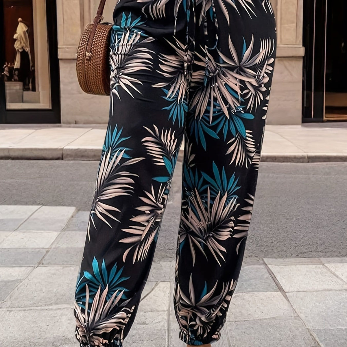jkthpu-45 Trousers Black / UK 18 Chic Plus Size HighWaisted Printed Tapered Pants