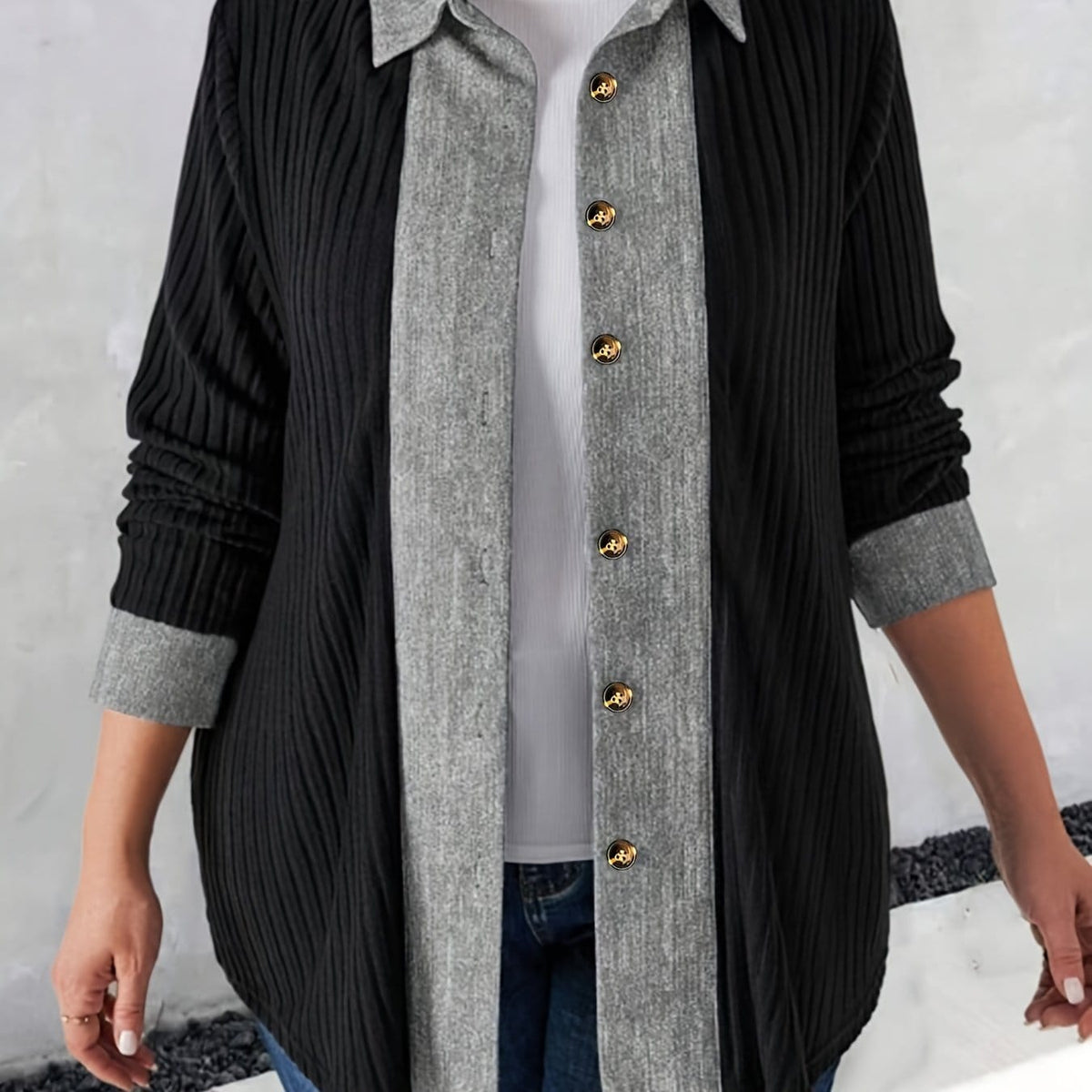 KissICON Black / UK 18 Elegant Curve V-Neck Cardigan