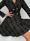 Black / UK 8