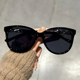 Dropshipman Black Vintage Cat Eye Sunglasses