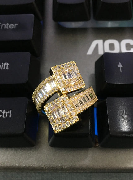 KissICON Bling King Baguettecz Ring – Iced Out Zirconia