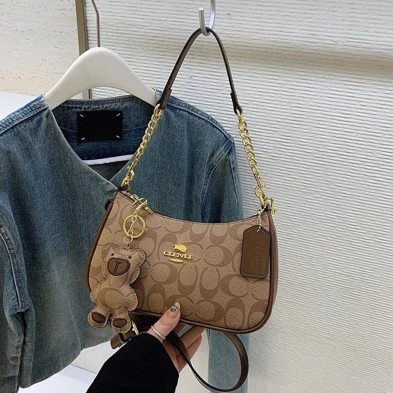 KissICON Brown 24x7x15 Chic Chain Square Autumnwinter