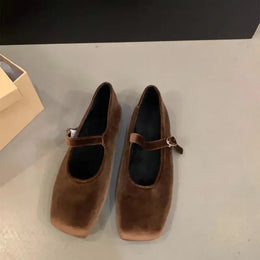 KissICON Brown / 34 Flat Shoes for Women Autumn Mary Jane Hairy