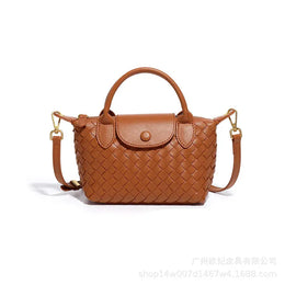 KissICON Brown Woven Small Jiaozi Texture Popular Advanced Shoulder