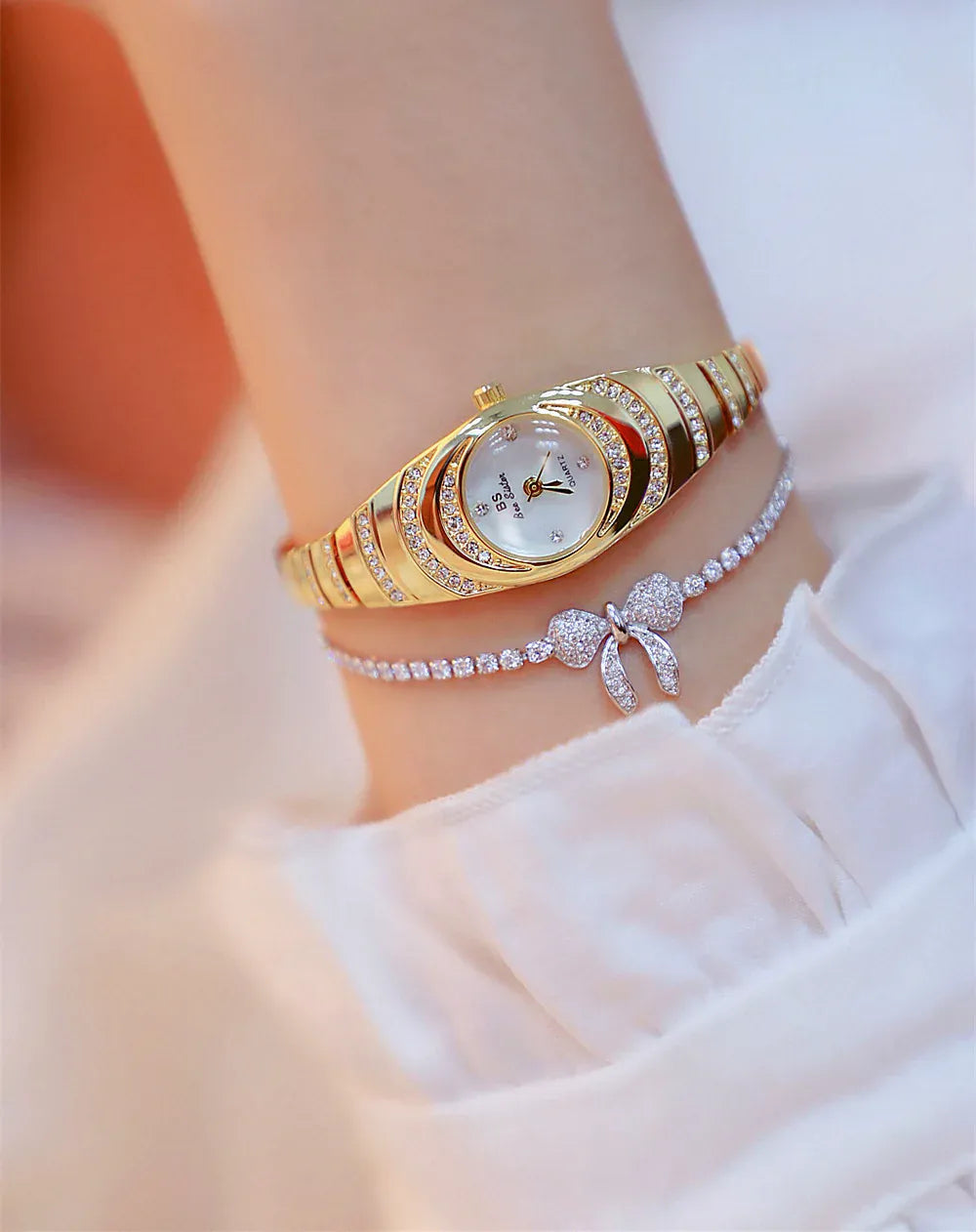 KissICON BS Brand Diamond Snake Bracelet Watch For Women