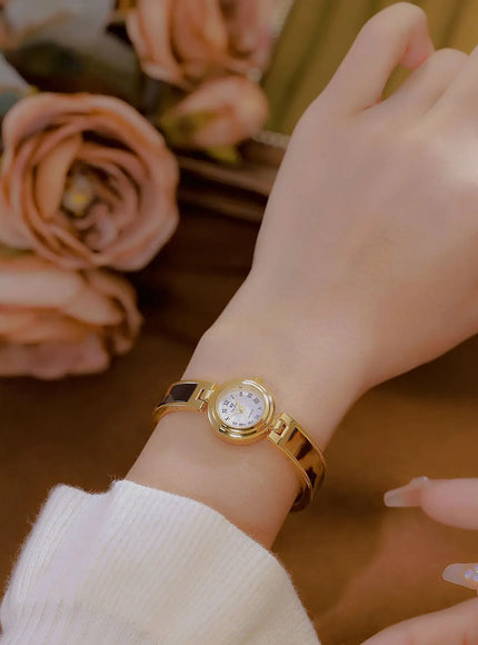 KissICON BS Women Watch Retro Amber Bracelet Quartz Wristwatch