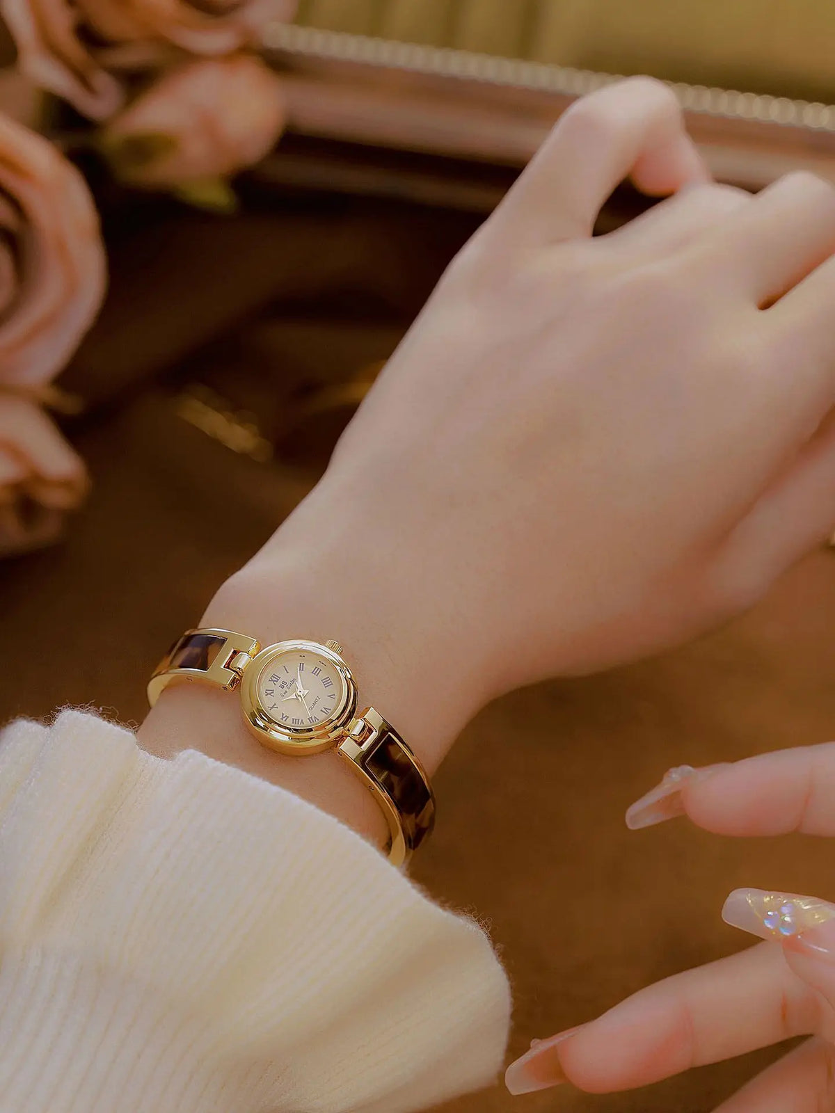 KissICON BS Women Watch Retro Amber Bracelet Quartz Wristwatch