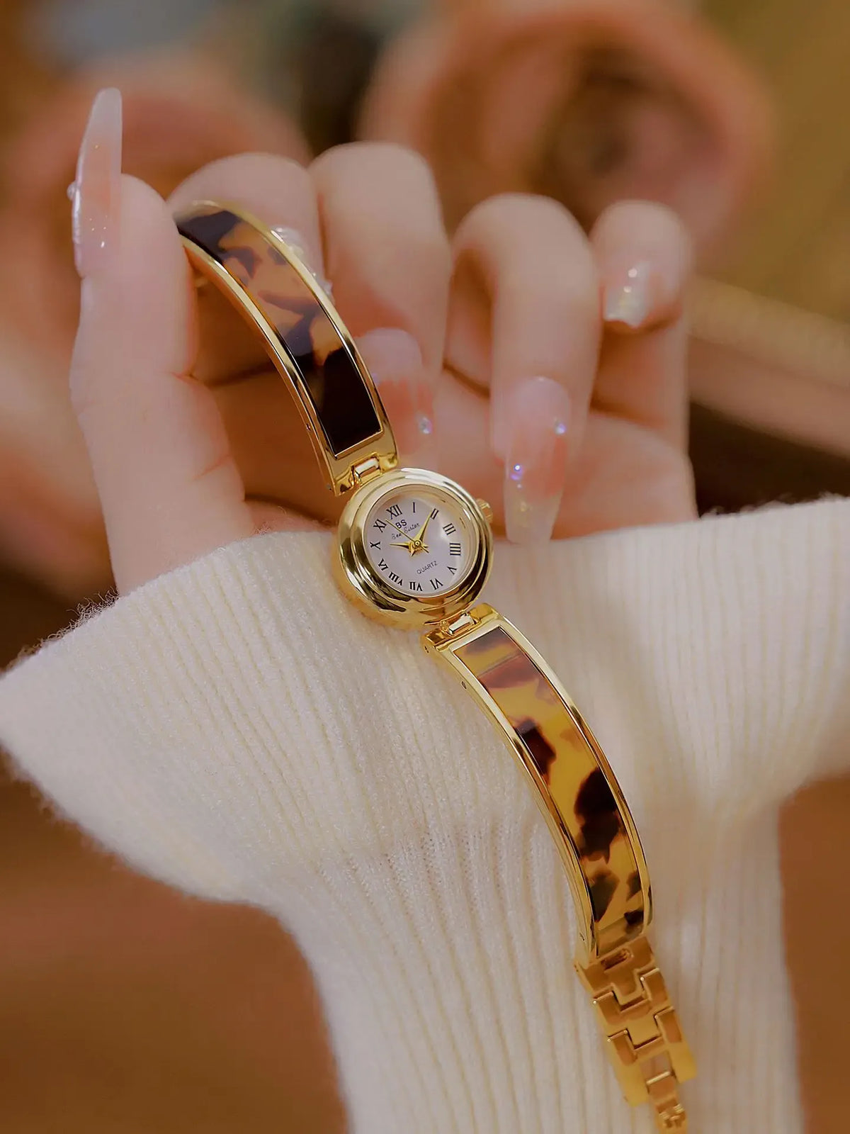 KissICON BS Women Watch Retro Amber Bracelet Quartz Wristwatch