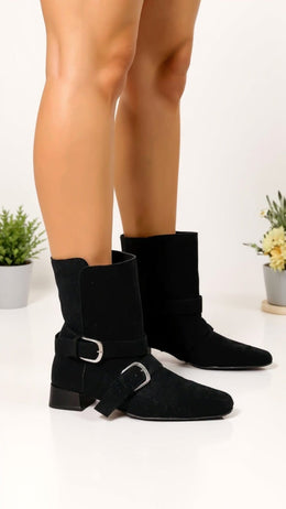 KissICON Buckle Up Boots