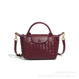 KissICON Burgundy Woven Small Jiaozi Texture Popular Advanced Shoulder