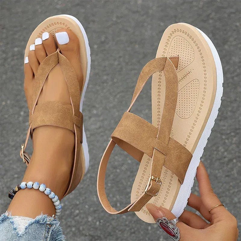 KissICON camel / 37 Plus Size Ankle Strap Flat Sandals for Women